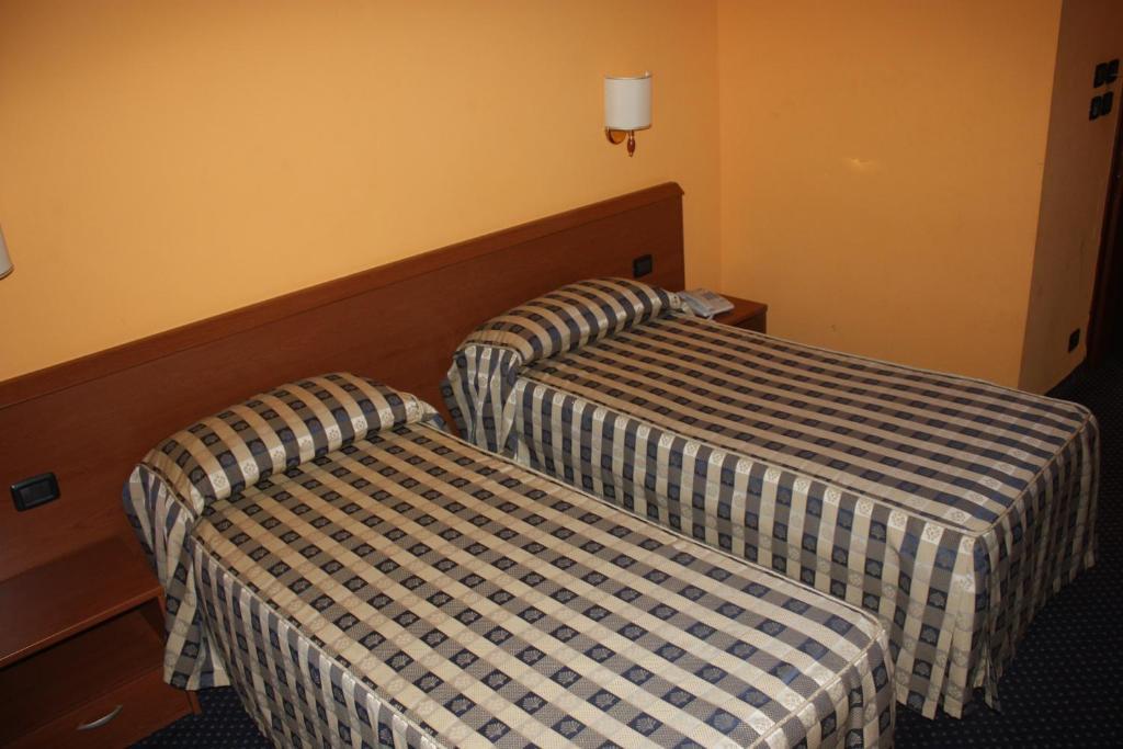 Hotel Tre Denti Cantalupa Экстерьер фото